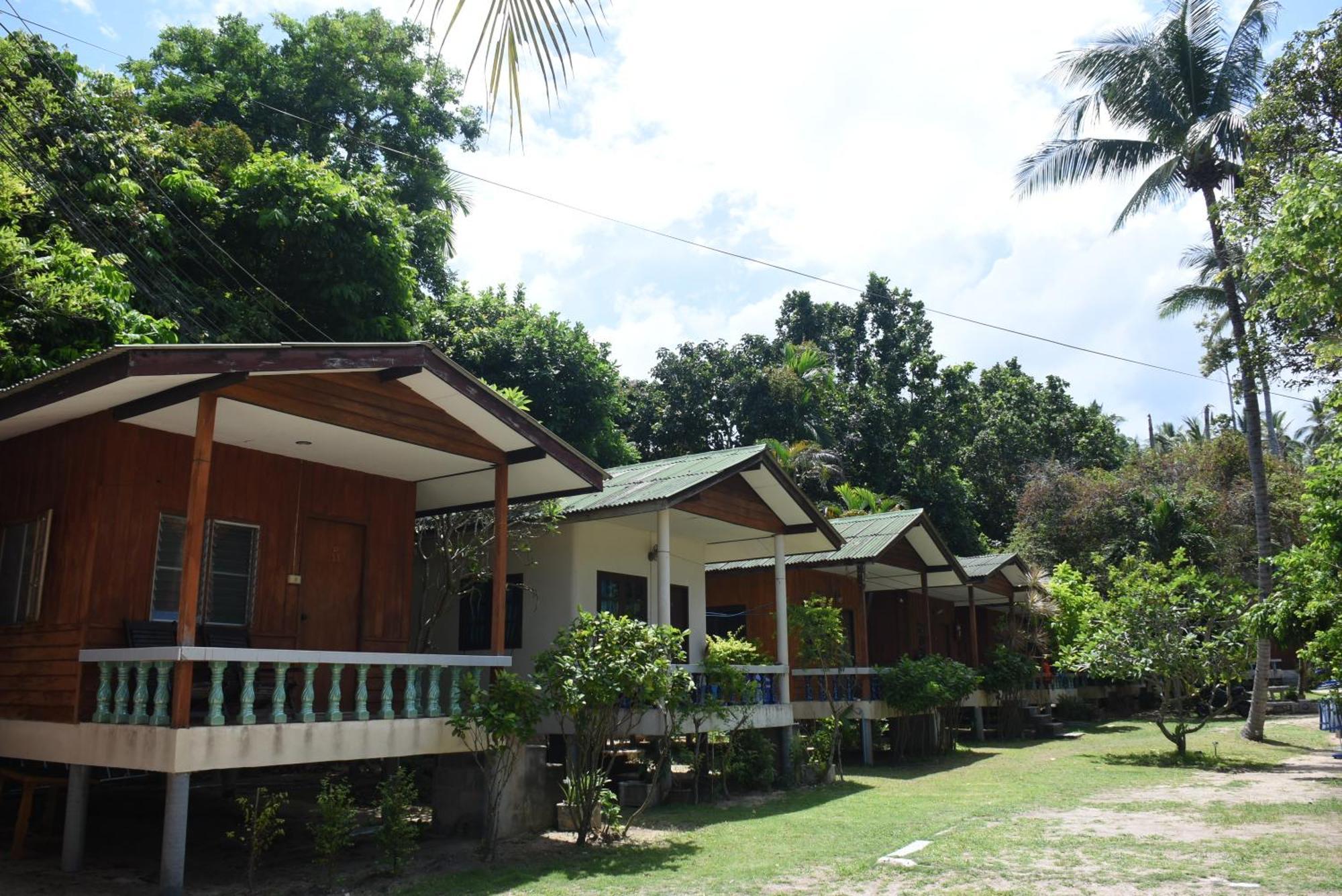 Blue Lotus Resort Baan Tai Exteriör bild