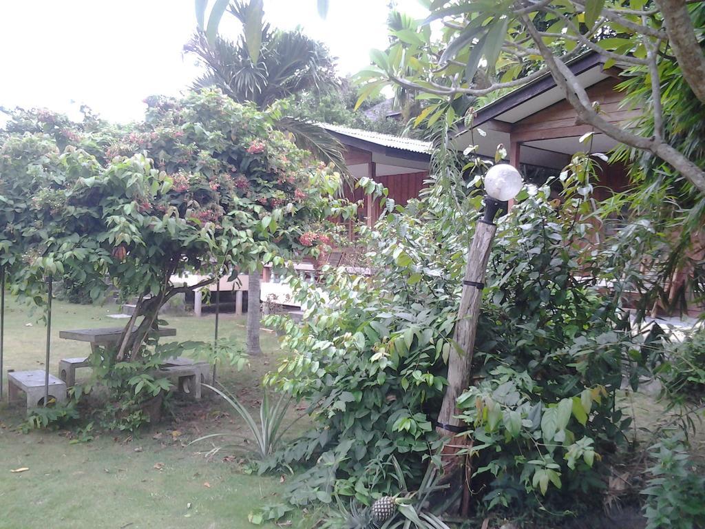 Blue Lotus Resort Baan Tai Exteriör bild